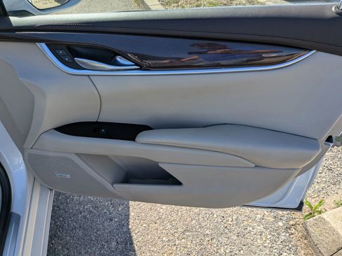 Used 2017 Cadillac XTS Luxury w/ Driver Awareness Package AWD/4WD image 42