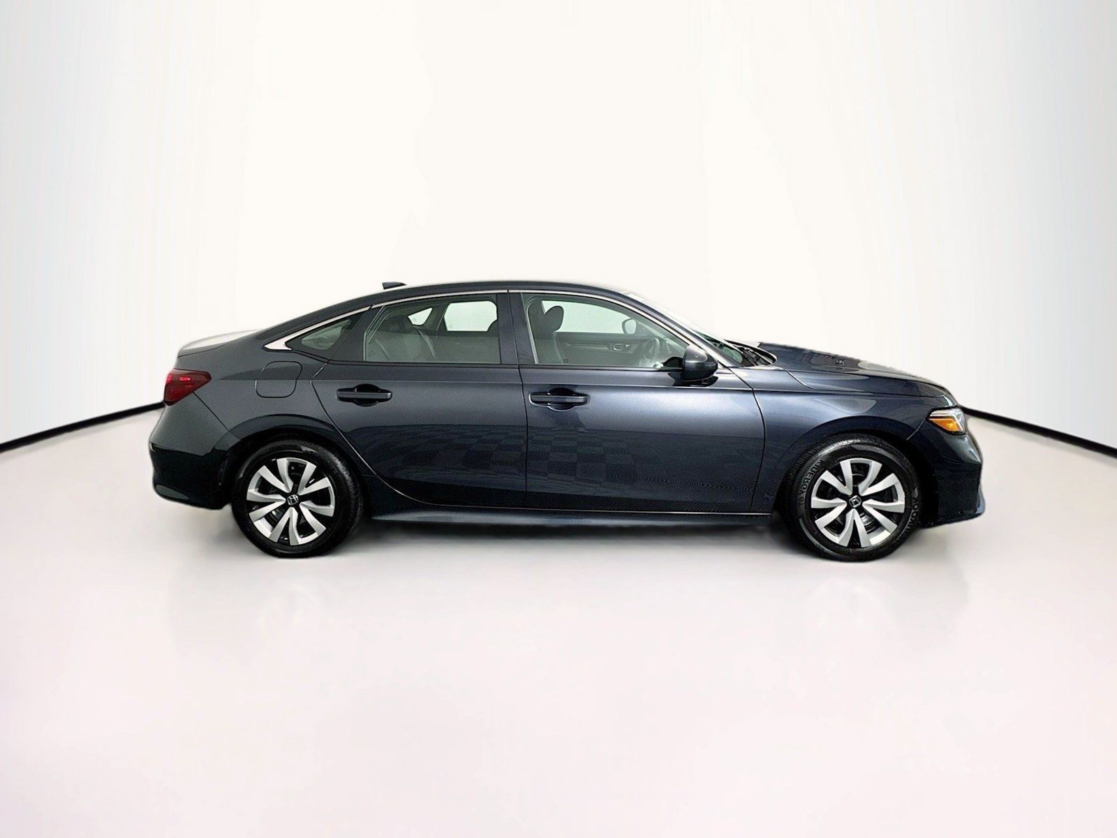 Used 2023 Honda Civic LX image 9