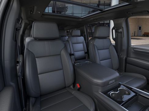 New 2026 Chevrolet Suburban RST w/ Comfort Package image 16