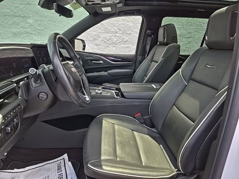 Certified 2023 Cadillac Escalade Sport w/ Touring Package AWD/4WD image 5