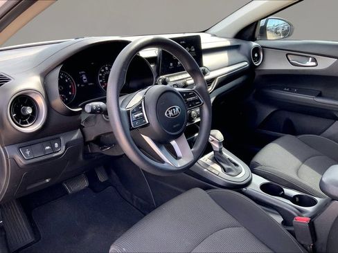 Used 2021 Kia Forte LXS FWD image 13