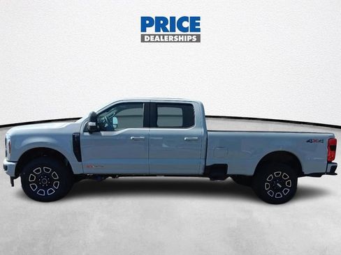 New 2025 Ford F250 Platinum image 6