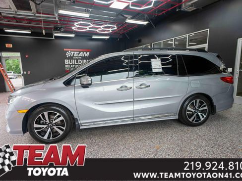 Used 2019 Honda Odyssey Elite image 1