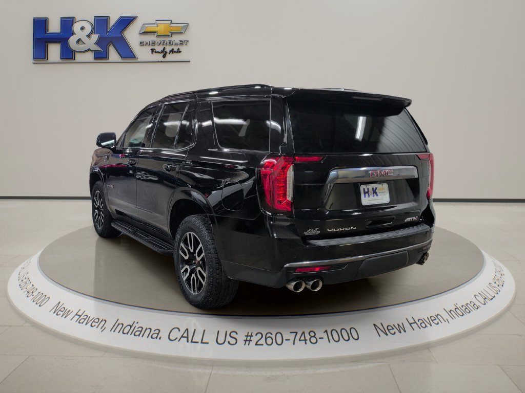 Used 2024 GMC Yukon AT4 w/ Technology Package AWD/4WD image 4