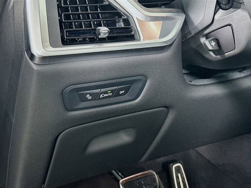 Certified 2024 BMW X5 xDrive40i w/ M Sport Package image 10