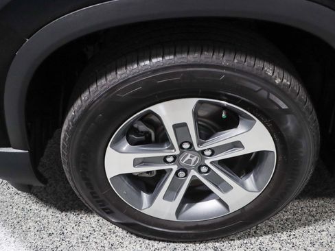 Used 2024 Honda Pilot EX-L image 11