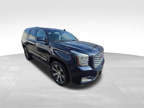 Used 2018 GMC Yukon Denali AWD/4WD image 10