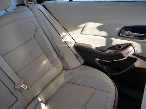 Used 2013 Chevrolet Malibu LT image 14