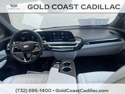 Used 2024 Cadillac Lyriq Luxury RWD image 9