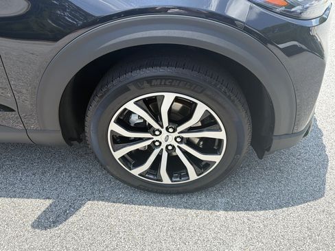 Used 2025 Ford Explorer ST-Line AWD/4WD image 14