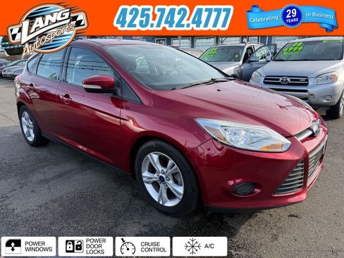 Used 2014 Ford Focus SE image 1