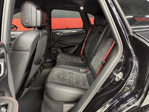 Used 2021 Porsche Macan GTS image 26