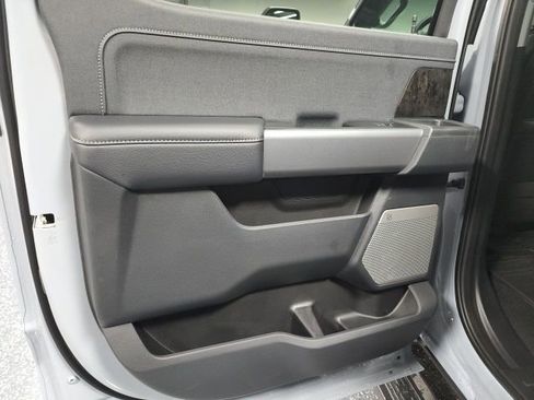 New 2025 Ford F250 Lariat w/ Lariat Ultimate Package image 18