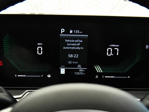 Used 2025 Kia Sorento S w/ Panoramic Sunroof Package FWD image 36