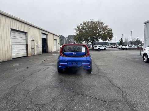 Used 2021 Kia Soul GT-Line image 6