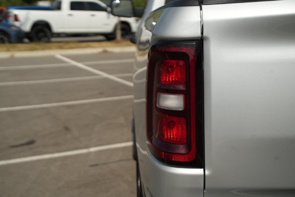 New 2026 RAM 1500 Express AWD/4WD image 43