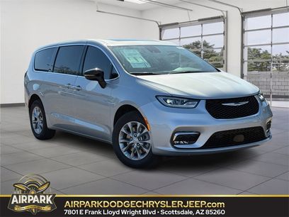 New 2026 Chrysler Pacifica Limited