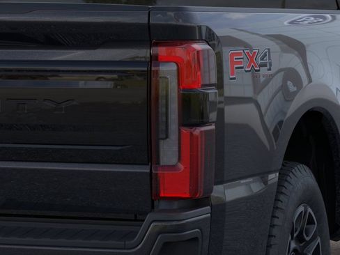 New 2026 Ford F250 Platinum AWD/4WD image 21