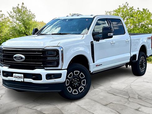 New 2026 Ford F250 Platinum image 2