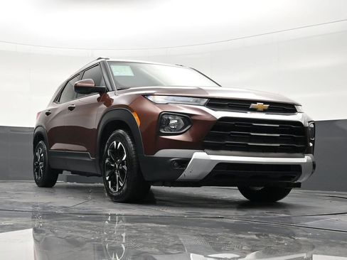 Used 2022 Chevrolet TrailBlazer LT FWD image 26