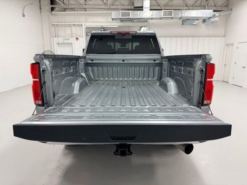 Certified 2024 Chevrolet Silverado 2500 LTZ w/ LTZ Premium Package image 25