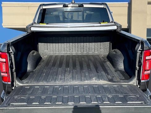 Used 2022 RAM 1500 Limited image 7
