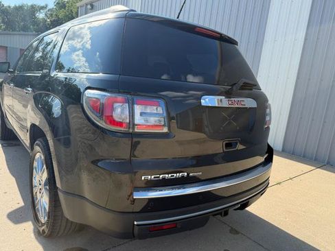 Used 2017 GMC Acadia Limited SLT AWD/4WD image 9