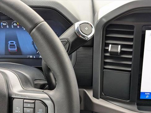 Used 2025 Ford F150 XLT w/ Equipment Group 301A Standard AWD/4WD image 17