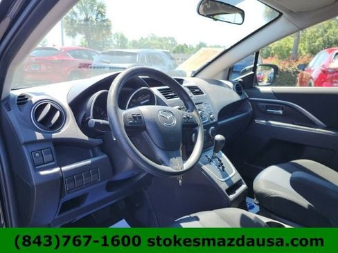 Used 2014 MAZDA MAZDA5 Sport FWD image 18