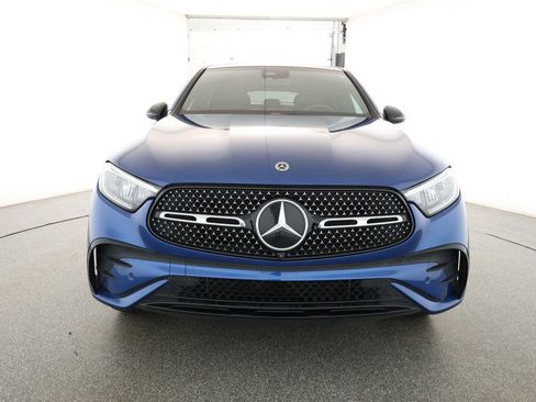 Used 2024 Mercedes-Benz GLC 300 4MATIC w/ AMG Line image 2