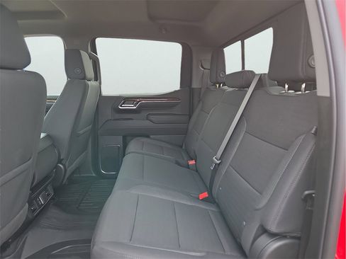 New 2026 GMC Sierra 1500 SLE w/ Preferred Package image 14