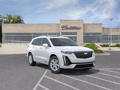 New 2025 Cadillac XT6 Luxury