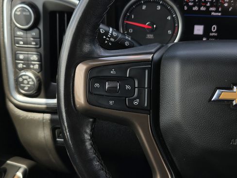 Used 2022 Chevrolet Silverado 3500 High Country AWD/4WD image 16