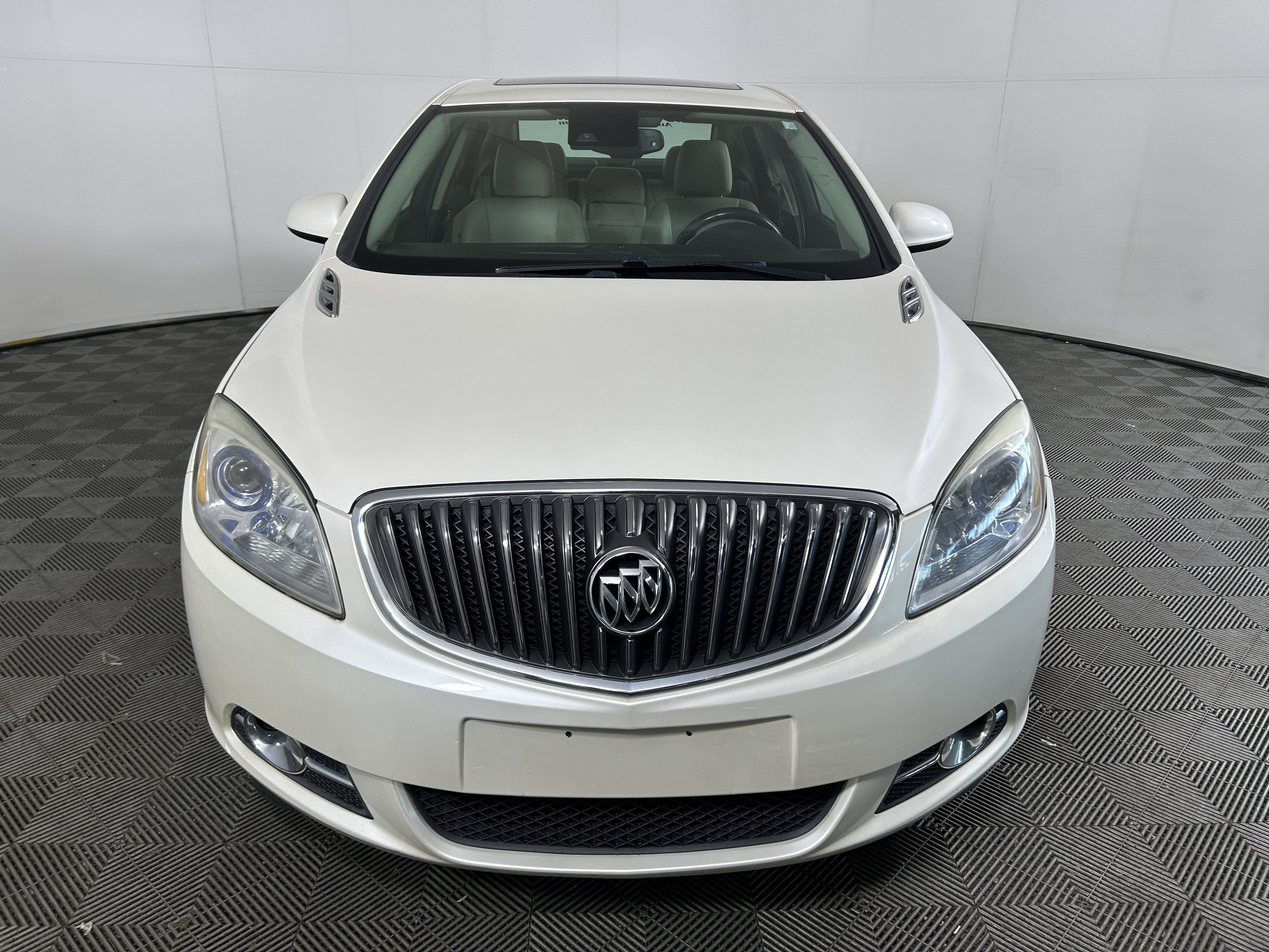 Used 2014 Buick Verano Leather FWD image 7
