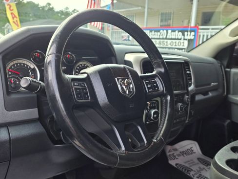 Used 2016 RAM 1500 Big Horn RWD image 12