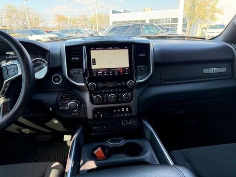 Used 2019 RAM 1500 Big Horn image 6