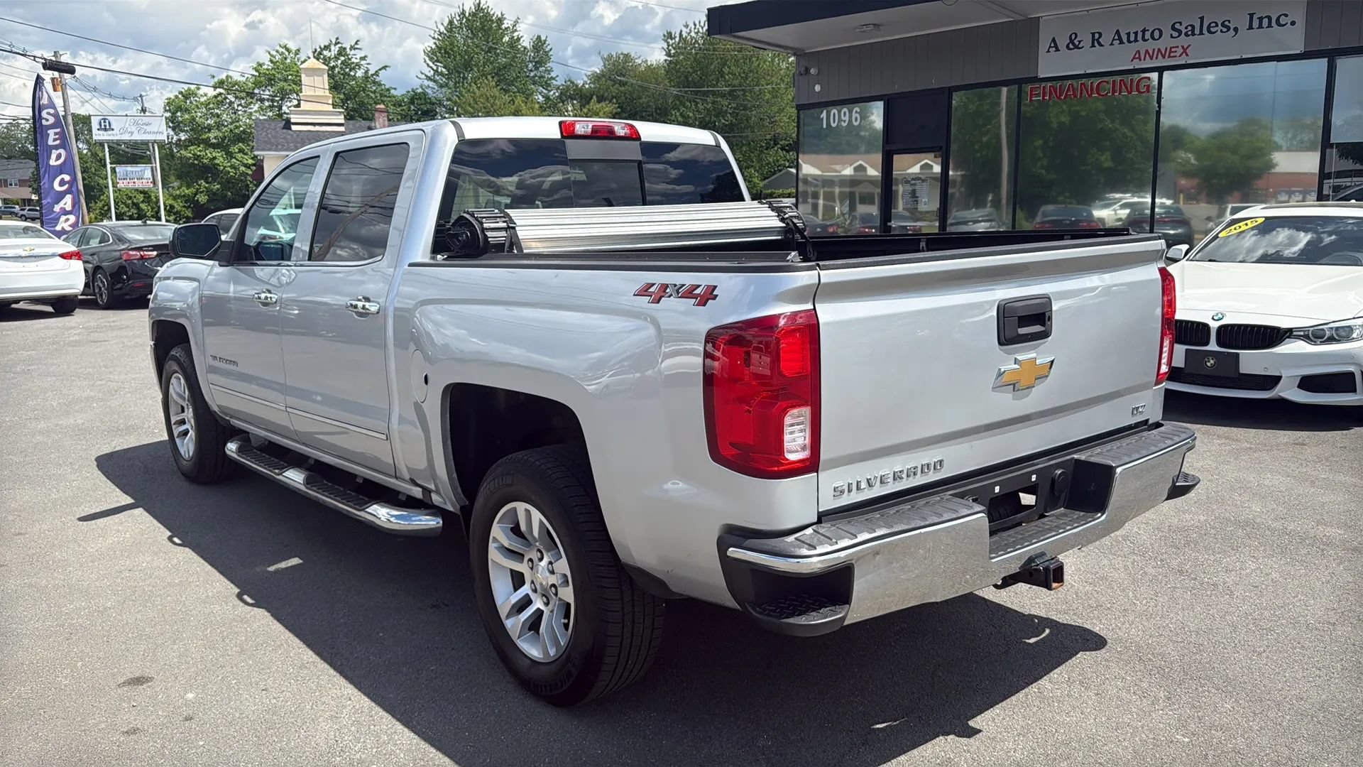 Used 2018 Chevrolet Silverado 1500 LTZ AWD/4WD image 7