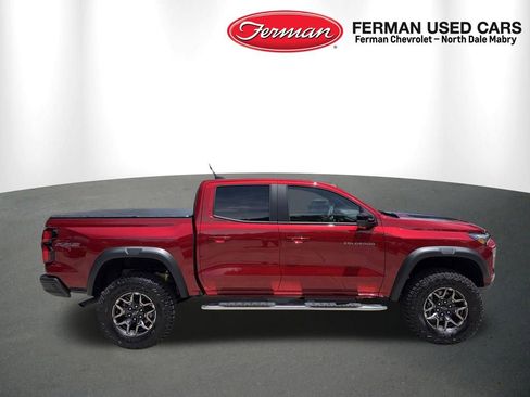 Used 2025 Chevrolet Colorado ZR2 w/ Technology Package AWD/4WD image 9
