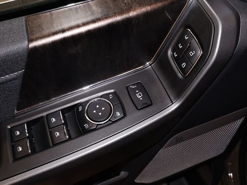 New 2026 Ford F350 Lariat w/ Lariat Premium Package AWD/4WD image 11