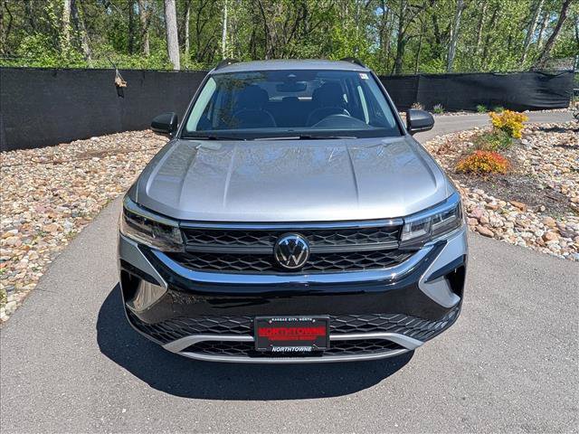 Certified 2024 Volkswagen Taos S AWD/4WD image 8