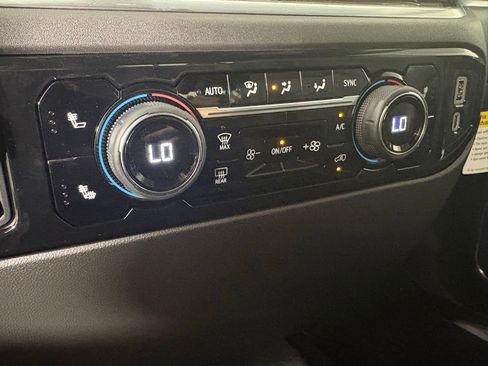 Used 2025 Chevrolet Silverado 1500 LT w/ Safety Package image 40