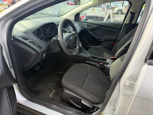 Used 2015 Ford Focus S FWD image 8