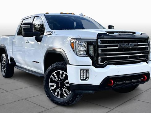 Used 2022 GMC Sierra 2500 AT4 w/ AT4 Premium Plus Package image 3
