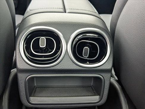 Used 2025 Mercedes-Benz C 300 4MATIC Sedan image 17