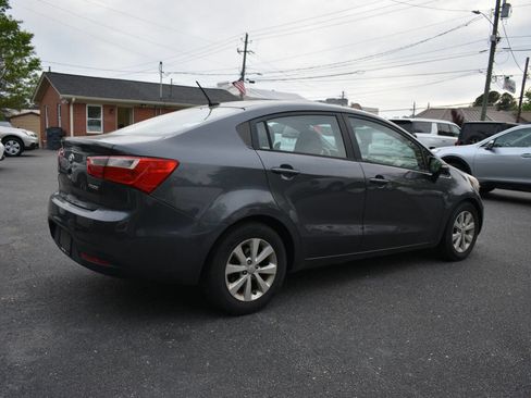Used 2015 Kia Rio EX w/ Convenience Package image 2