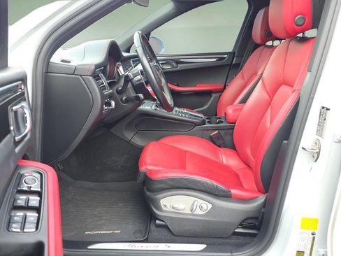 Used 2021 Porsche Macan S image 10