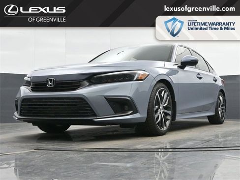 Used 2022 Honda Civic Touring image 9