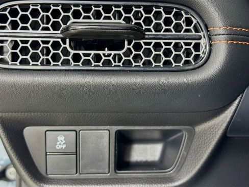 Used 2024 Honda HR-V Sport image 12