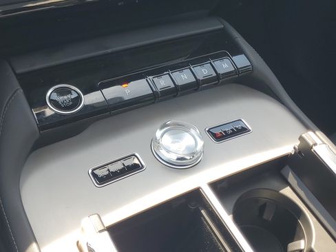 New 2027 Lincoln Navigator Reserve AWD/4WD image 25