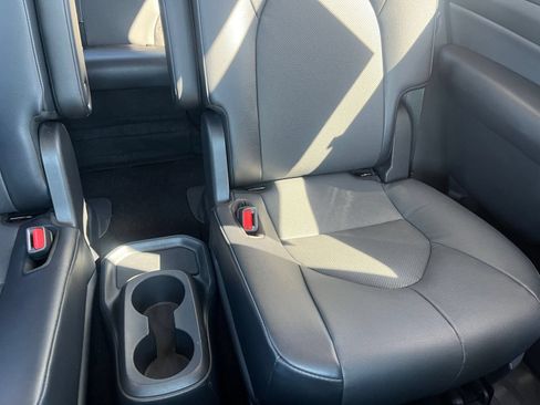 Used 2024 Toyota Grand Highlander AWD image 39